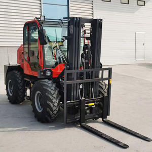Montacargas Todoterreno Personalizado con Certificación CE EPA 4WD, Opcional de 3, 4 y 5 Toneladas, Tipo de Neumático con Dirección Trasera, en Venta - Product Image 1