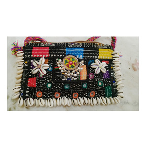 Jaipur Online Boho Vintage Banjara bolso de mano sobre patrón de tela con decoración de cuentas para fiesta y noche de boda - Product Image 4