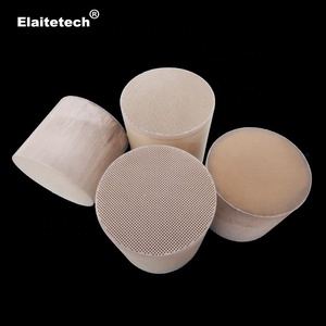 Couches d'amortissement en nid d'abeille revêtu v-<span class=keywords><strong>ti</strong></span>-w, catalyseur de réduction catalytique sélectionné <span class=keywords><strong>SCR</strong></span> - Product Image 6