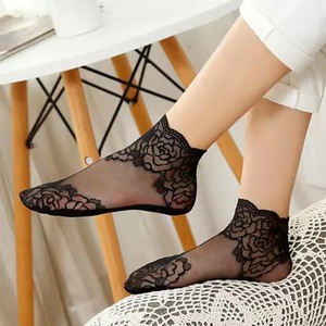 Chaussettes en dentelle pour femmes d'été, sexy, antidérapantes, invisibles, chaussettes de doublure, élastiques, confortables, fines, respirantes, chaussettes courtes noires pour femmes - Product Image 3