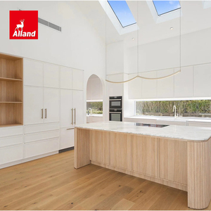 Alland Combinazione di 2 Colori Lussuosi Mobili da Cucina Moderni con Ante Bianche Stile Shaker in Compensato Effetto Quercia per Ville - Product Image 1