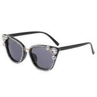 Nouveauté 2024 - Lunettes de soleil œil-de-chat tendance et uniques avec strass UV400 2065-Z, lunettes de soleil serties de diamants pour femmes