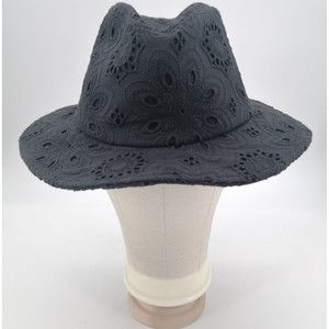 Sombrero Fedora de Encaje Negro M, Estilo Casual Elegante - Product Image 1