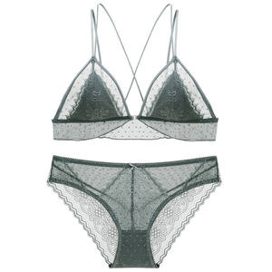 Ensemble de lingerie sexy avec soutien-gorge à boutons avant, dos en dentelle, col en V, bonnets triangulaires ultra-fins sans armatures - Product Image 1
