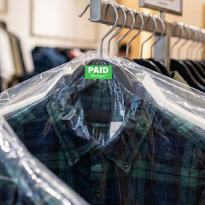 Étiquettes autocollantes en rouleau pour la vente au détail, adaptées aux magasins, supermarchés commerciaux, étiquettes d'emballage pour l'approvisionnement - Product Image 4