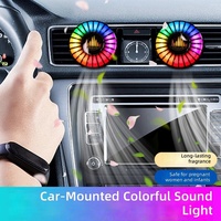Lumière d'ambiance pour voiture, lumière décorative pour grille d'aération, rythme contrôlé par le son, fonction aromathérapie, matériau plastique, clip pour grille d'aération