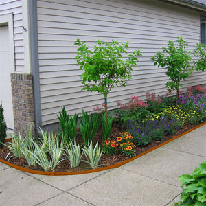 Bordure de lit surélevée en acier rustique de 4.5 pouces en forme de rectangle corten pour chemin de cour et embellissement de pelouse - Product Image 6