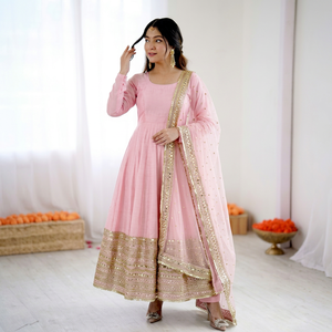Traje Anarkali Rosa Bordado con Dupatta, Largo hasta el Suelo, Conjunto Tradicional Indio Pakistaní para Mujer - Product Image 1