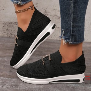 Chaussures décontractées à enfiler pour femmes avec chaîne métallique décorative, plateforme en maille respirante, grandes tailles, pour la marche quotidienne - Product Image 3