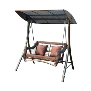 Nouvel arrivage de mobilier d'extérieur en métal osier suspendu balançoire auvent pour adultes 2 <span class=keywords><strong>places</strong></span> balançoire de jardin maison chambre rotin PE - Product Image 1
