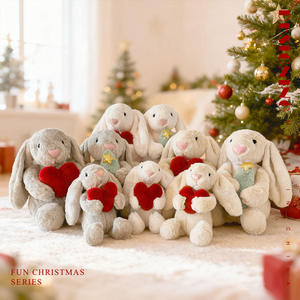 Peluche personnalisable série Lapin à oreilles tombantes - Cœur/Arbre de Noël tenant un enfant en compagnie ASTM F963 - Product Image 4