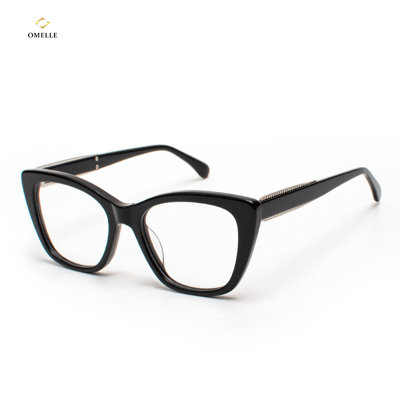 C02 Black+Silver