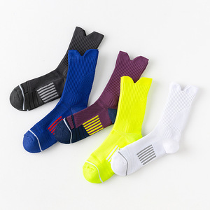 Calcetines Deportivos de Baloncesto de Élite <span class=keywords><strong>para</strong></span> Hombre Talla Grande Antideslizantes Prácticos de Media Caña con Suela de Toalla Profesionales <span class=keywords><strong>para</strong></span> Deportes - Product Image 4