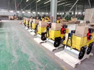 Гидравлическая прогулка за двойным барабанным уплотнителем дорожный пешеходный Вибрационный дорожный каток по самой низкой цене - Product Image 3