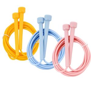 <span class=keywords><strong>Corde</strong></span> <span class=keywords><strong>à</strong></span> <span class=keywords><strong>sauter</strong></span> professionnelle réglable en PVC pour exercices intérieurs, outil de fitness cardio portable pour débutants, perte de poids et entraînement de fitness - Product Image 1