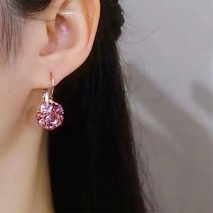 ต่างหูเพชรประดับทองคำเปลวสีม่วงสุดหรูทันสมัยสำหรับผู้หญิง งานปาร์ตี้ ขายส่ง ทำจากโลหะผสม - Product Image 2