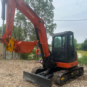Durable used 5.5 Ton Compact Excavator Hitachi zx30u zx50u zx55u <b>small</b> excavator with good condiction for Country Road - Product Image 2