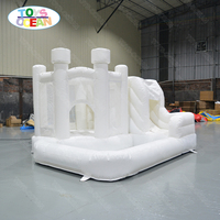 Château gonflable commercial blanc, combo château gonflable avec toboggan et piscine à balles pour mariage et fête en extérieur