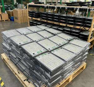 Reflector LED <span class=keywords><strong>Solar</strong></span> para Exteriores de Alta Calidad de 2000 W <span class=keywords><strong>con</strong></span> Control Remoto, Pantalla de Batería, IP67, <span class=keywords><strong>Focos</strong></span> Divididos Alimentados por Energía <span class=keywords><strong>Solar</strong></span> - Product Image 5