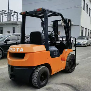 Apilador Contrapesado de 3 Toneladas con Motor Diésel Japonés, Usado para Montacargas, con Desplazamiento Lateral Disponible - Product Image 1