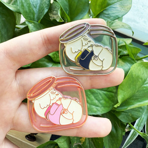 Felton personnalisé dessin animé vitrail Transparent émail broche Anime personnages mignon dur émail broches - Product Image 1