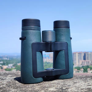 Jumelles Secozoom 8x42 ED étanches pour l'exploration en plein air - Product Image 4