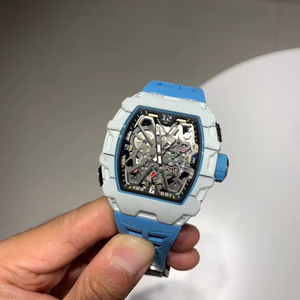 Montre mécanique entièrement automatique tendance et élégante, mouvement mécanique en verre cristal, bracelet en silicone de 18 mm - Product Image 1