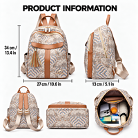 Sac à dos pour femmes en tissu nylon léger avec pompon décoratif et poches latérales, sac à dos pour femmes OEM ODM en gros, 10 pièces