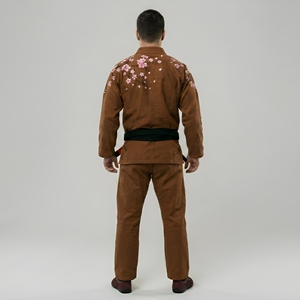 ชุดกิโมโนบราซิลเลียนยิวยิตสู (BJJ Gi) สีน้ำตาลสำหรับผู้ชาย ขายดีที่สุด พร้อมลายปักสีชมพูแบบกำหนดเอง ผ้าฝ้าย 100% แห้งเร็ว ระบายอากาศได้ดี - Product Image 3