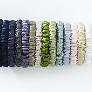 Pour une mode de haute qualité, chouchous pour cheveux 100% soie de mûrier véritable, couleurs assorties, attaches pour queue de cheval - Product Image 2