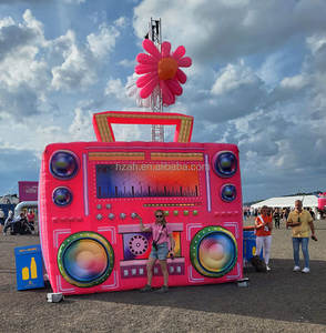 Modèle gonflable radio gonflable personnalisé pour le <span class=keywords><strong>90e</strong></span> thème nostalgique - Product Image 2