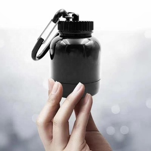 Porte-clés portable conteneur lait <span class=keywords><strong>Mini</strong></span> 30g 60g poudre alimentaire pilules bouteille de stockage porte-protéines porte-clés avec mousqueton - Product Image 3