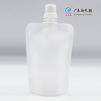 Pochette en plastique transparente à bec verseur personnalisée, réutilisable, 30 ml, 50 ml, 100 ml, pour le stockage de lotion et de cosmétiques