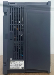 Convertisseur de fréquence PLC d'origine FR-A720-7.5K, alimentation triphasée, garantie d'un an - Product Image 2