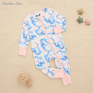 Combinaison pour bébé garçon et fille avec fermeture éclair à deux voies sur le devant Mitaines Footie Bamboo Baby Romper Set - Product Image 4