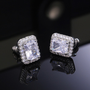 Orecchini a Perno Quadrati per Donne, Stile Elegante e Scintillante, Accessorio Moda per Orecchie - Product Image 2