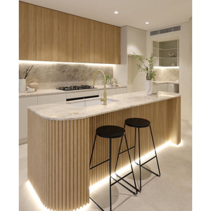 ตู้ครัวทรงกลมพร้อมเคาน์เตอร์หินอ่อนสีขาว ชุดครัวแบบเกาะโค้งมน - Product Image 1