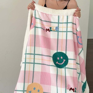 <span class=keywords><strong>Manta</strong></span> de lana de cordero tejida con puntos de dibujos animados, chal de invierno, cubierta de siesta de oficina, cubierta de sofá de aire acondicionado de Coral grueso, jardín de infantes - Product Image 1