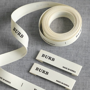 Étiquette de col personnalisée avec logo, en polyester et coton, étiquette tissée pour vêtements, patch à coudre sur les vêtements pour sacs, étiquette tissée lavable - Product Image 1