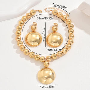 Venta al por mayor nueva moda de lujo oro plata tono declaración bola collar y pendientes negrita Glam conjunto de joyas para eventos especiales - Product Image 5