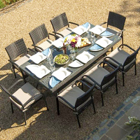 Guangdong Patio Chaise de jardin à bascule en rotin extérieur en osier Maison Chaises de table en fibre de verre