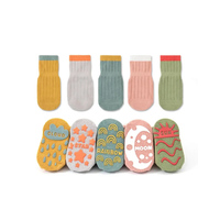 Quentin Logo personnalisé Chaussettes antidérapantes pour bébé nouveau-né Chaussettes antidérapantes 0-3 mois 6-12 mois Chaussettes en coton pour bébé pour garçon fille