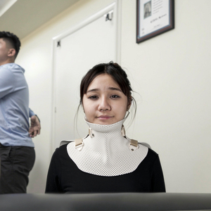 [Suministro Inmediato] Férula Cervical Termoplástica Klarity, Soporte para el Cuello, Rehabilitación Ortopédica, Corrección de Cifosis y Escoliosis - Product Image 1