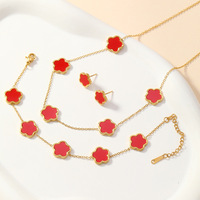 Conjunto de Tres Piezas de Moda en Acero Inoxidable con Trébol de Cinco Hojas de Doble Cara: Pulsera, Collar y Aretes para Mujer 2026