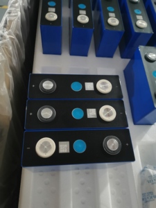โรงงานขายส่งแบตเตอรี่ลิเธียม เซลล์แบตเตอรี่ Lifopo4 แบตเตอรี่ลิเธียมไอรอนฟอสเฟต - Product Image 2