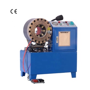 Fabricant chinois, usine, machine à sertir les flexibles hydrauliques de style Finn Power, sertisseuse de flexibles haute pression <span class=keywords><strong>P51</strong></span> avec un bon <span class=keywords><strong>prix</strong></span> - Product Image 1