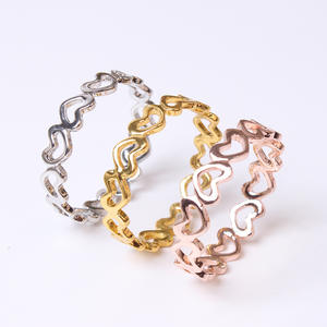 Anneaux de serviette en métal personnalisés en gros, en forme de cœur, amour, or et argent, or rose pour les mariages et la Saint-Valentin - Product Image 4