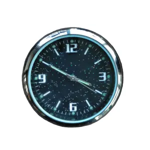 Orologio per auto accessori per la decorazione della casa di tendenza digitale Set di orologi da tavolo decorativi di lusso moderni Stick on Dashboard