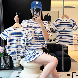 Y0382 T-shirt in cotone stampato a maniche corte per adulti e bambini, stile estivo 2025, per famiglie da <span class=keywords><strong>tre</strong></span> o quattro persone, modello mamma - Product Image 1