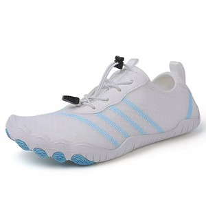 Chaussures aquatiques de surf et de natation Printemps Hiver Plage Pieds nus <span class=keywords><strong>Fivefingers</strong></span> Bout carré Unisexe Respirantes Douces Confortables Séchage rapide - Product Image 4